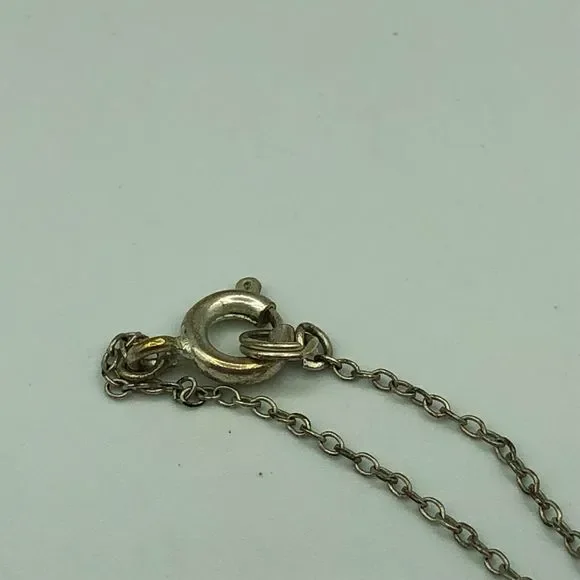 VINTAGE SILVER Puffed Heart Foliage Etch Pendant Necklace on Chain Retro Kitsch - Picture 16 of 16